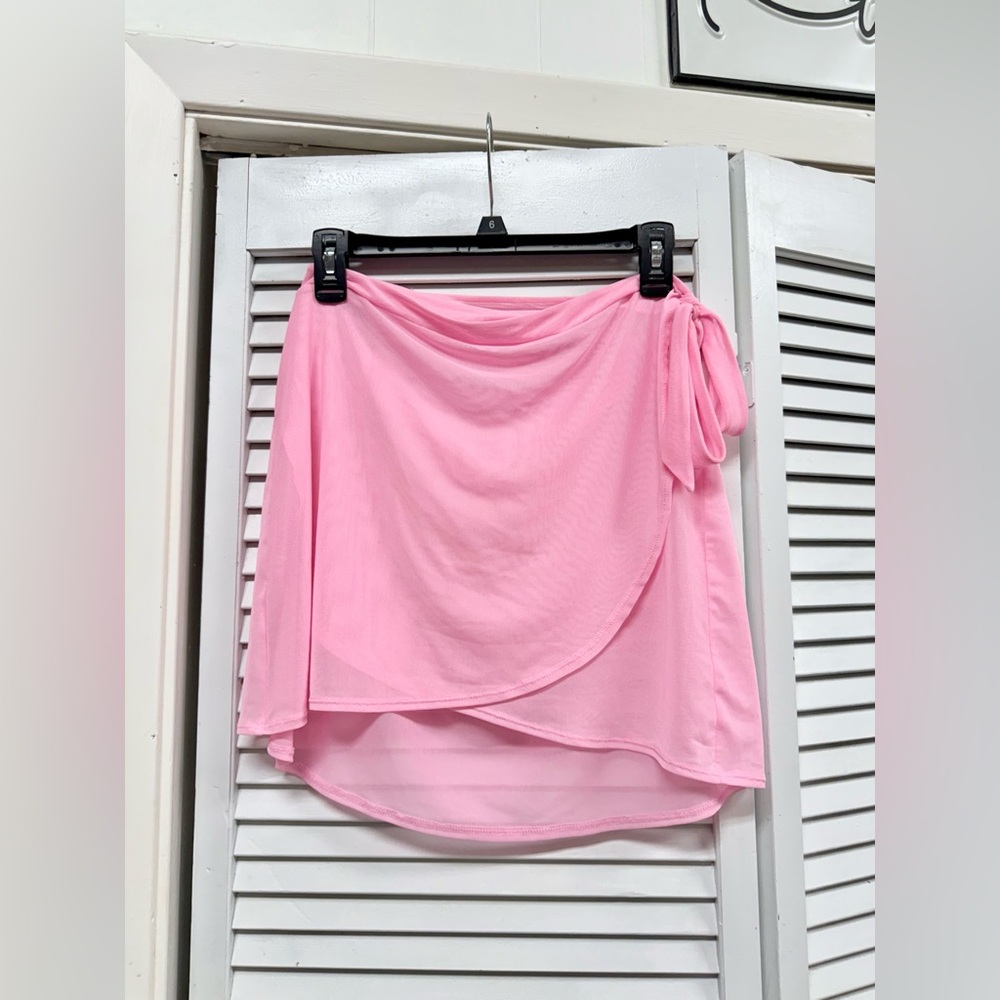 Pink Women’s Bathing Suit Cover-Up Skirt - Size Small